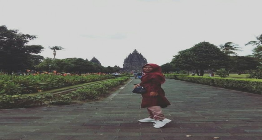 Kumpulan Puisi Menyentuh Hati Ala Guru Milenial